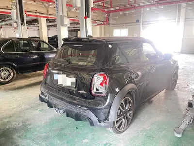 2022 MINI Cooper VIN: