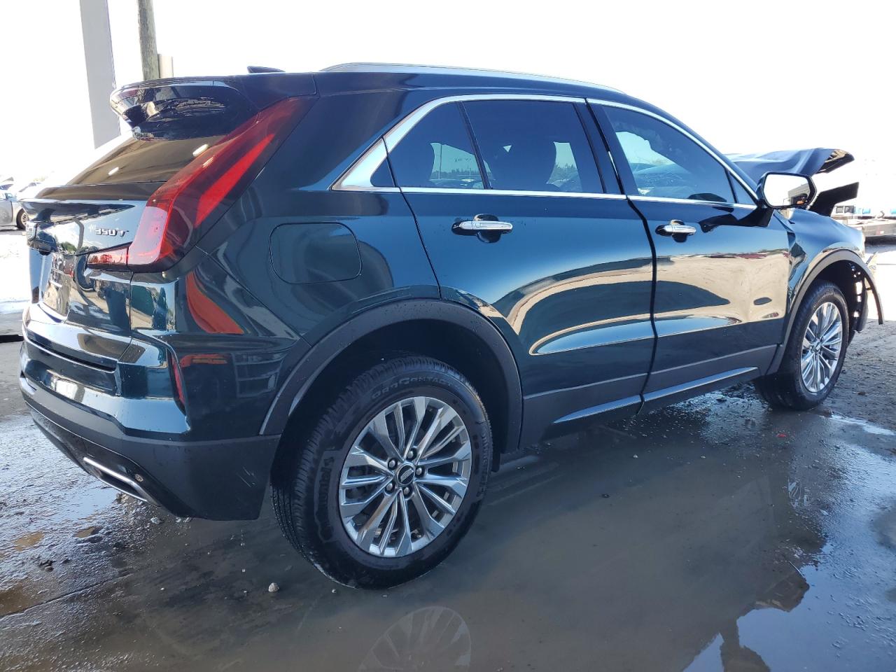 2024 CADILLAC XT4 PREMIUM LUXURY VIN:1GYFZCR43RF241465