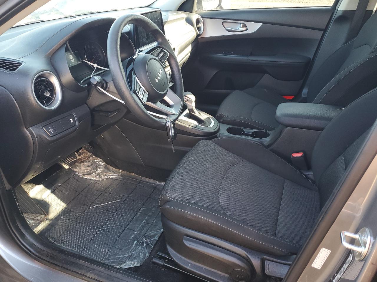 2024 KIA FORTE LX VIN:3KPF24AD0RE729486