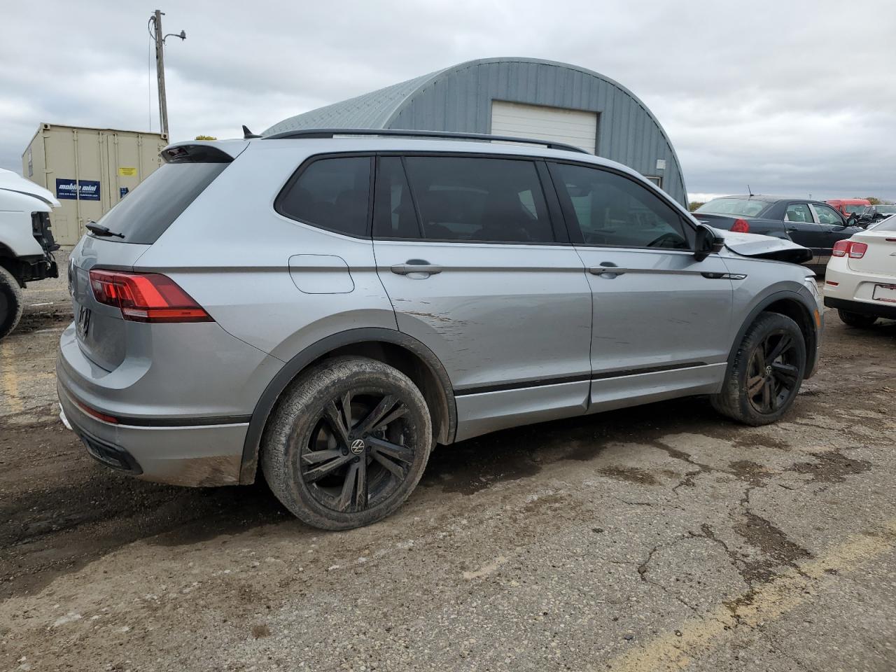 2023 VOLKSWAGEN TIGUAN SE R-LINE BLACK VIN:3VVCB7AX1PM136691