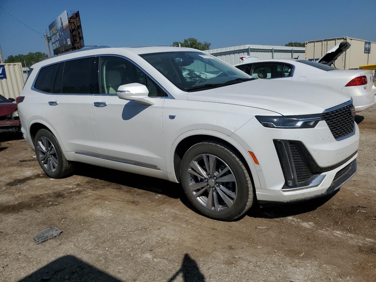 2024 CADILLAC XT6 PREMIUM LUXURY VIN:1GYKPDRS2RZ743682