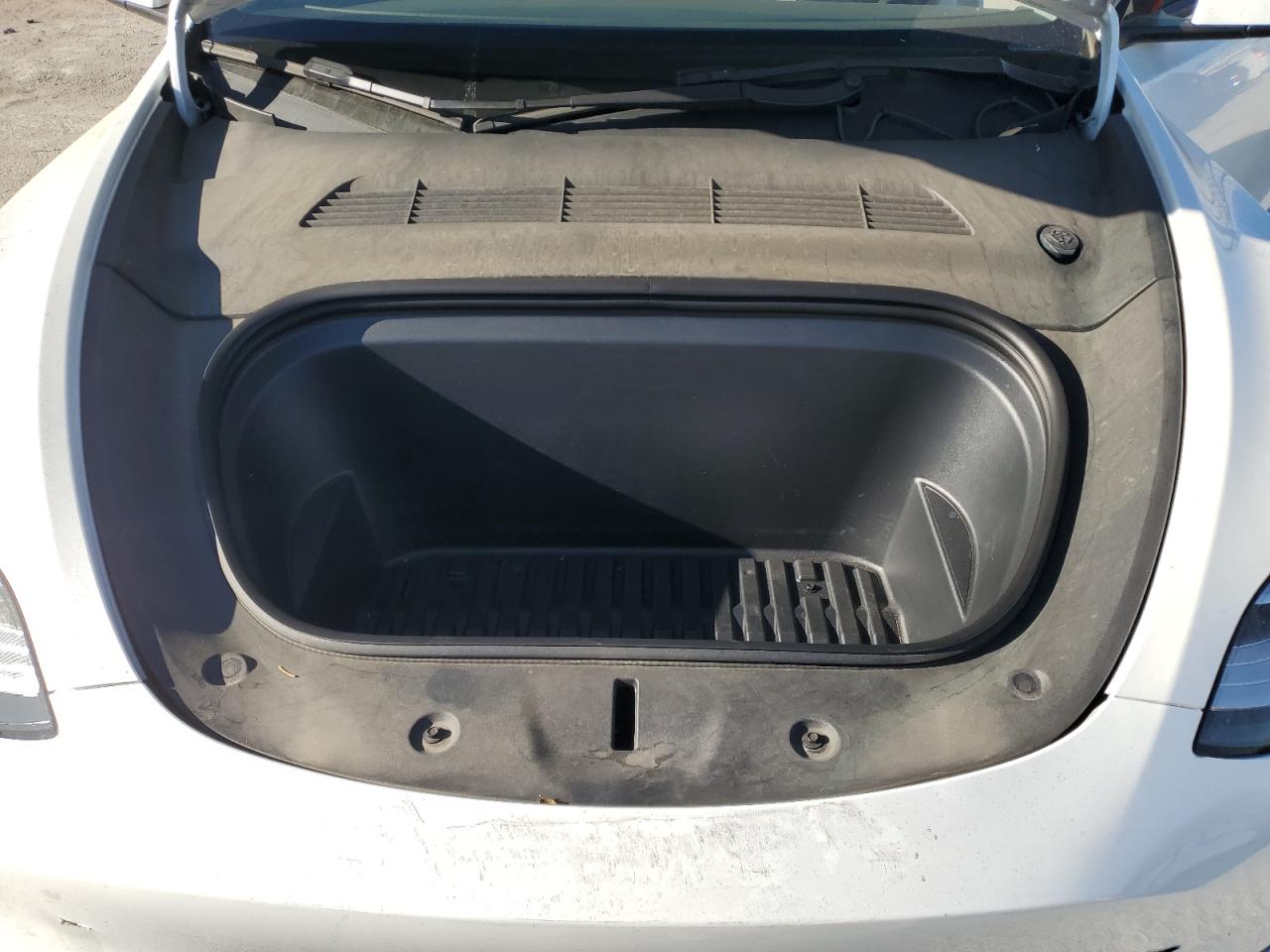 2022 TESLA MODEL Y  VIN:7SAYGDEE4NF487371