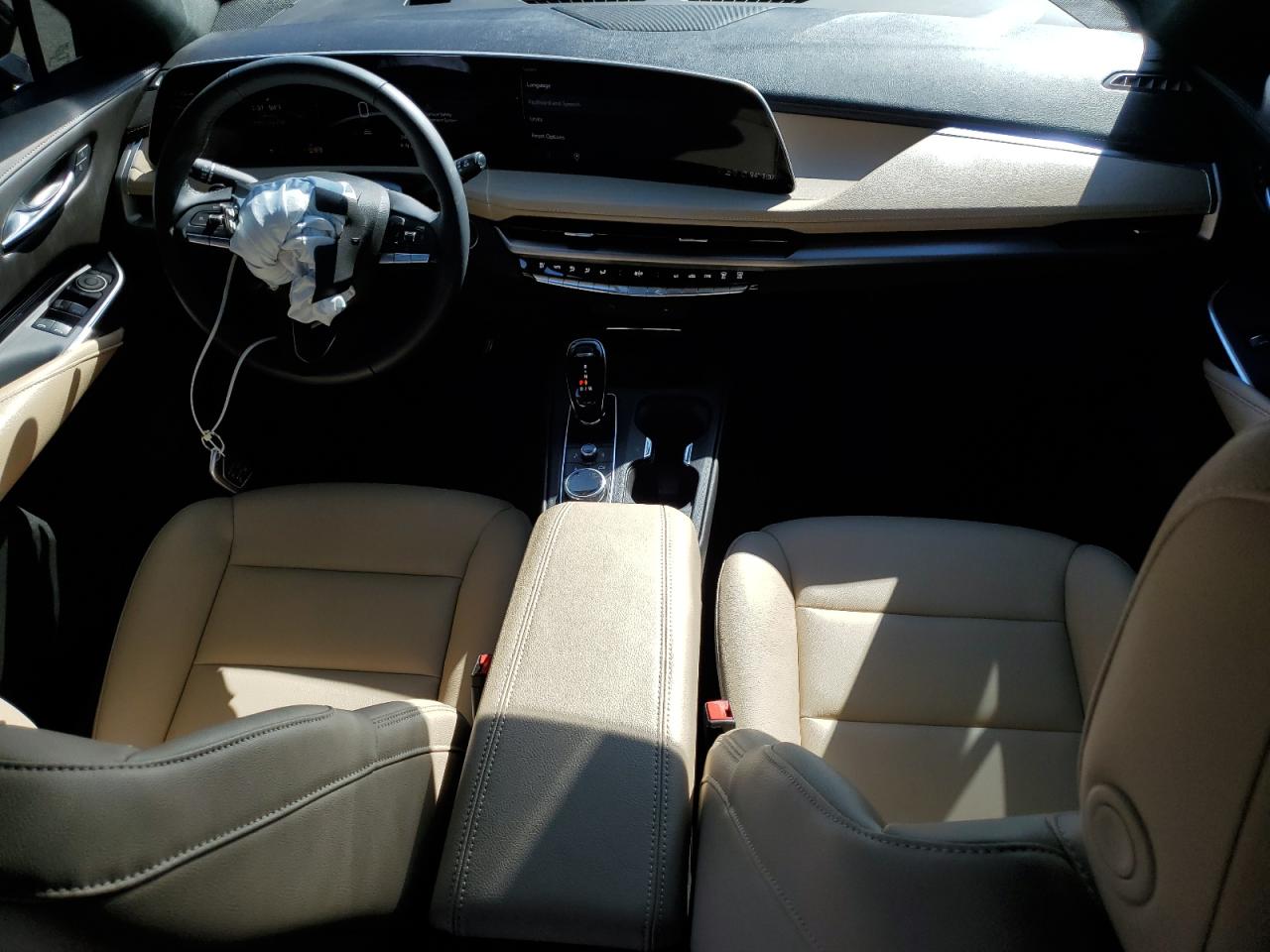 2024 CADILLAC XT4 LUXURY VIN:1GYAZAR46RF222794