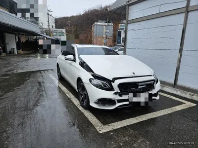 2017 Mercedes-Benz E 200 VIN: