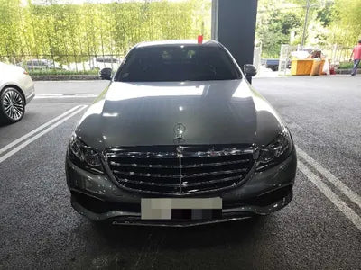 2018 Mercedes-Benz E 300 VIN: