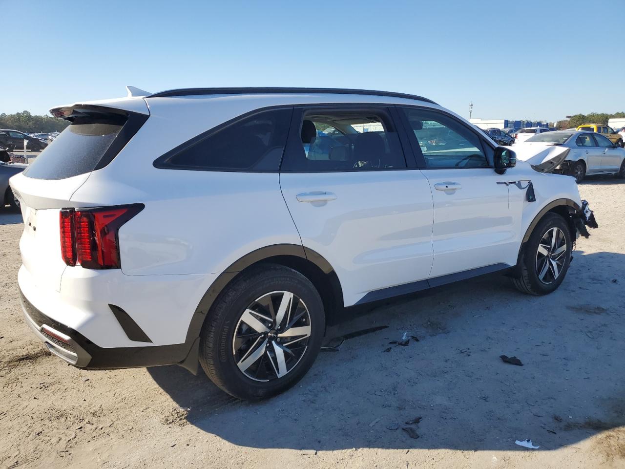 2023 KIA SORENTO S VIN:5XYRL4LC1PG220232