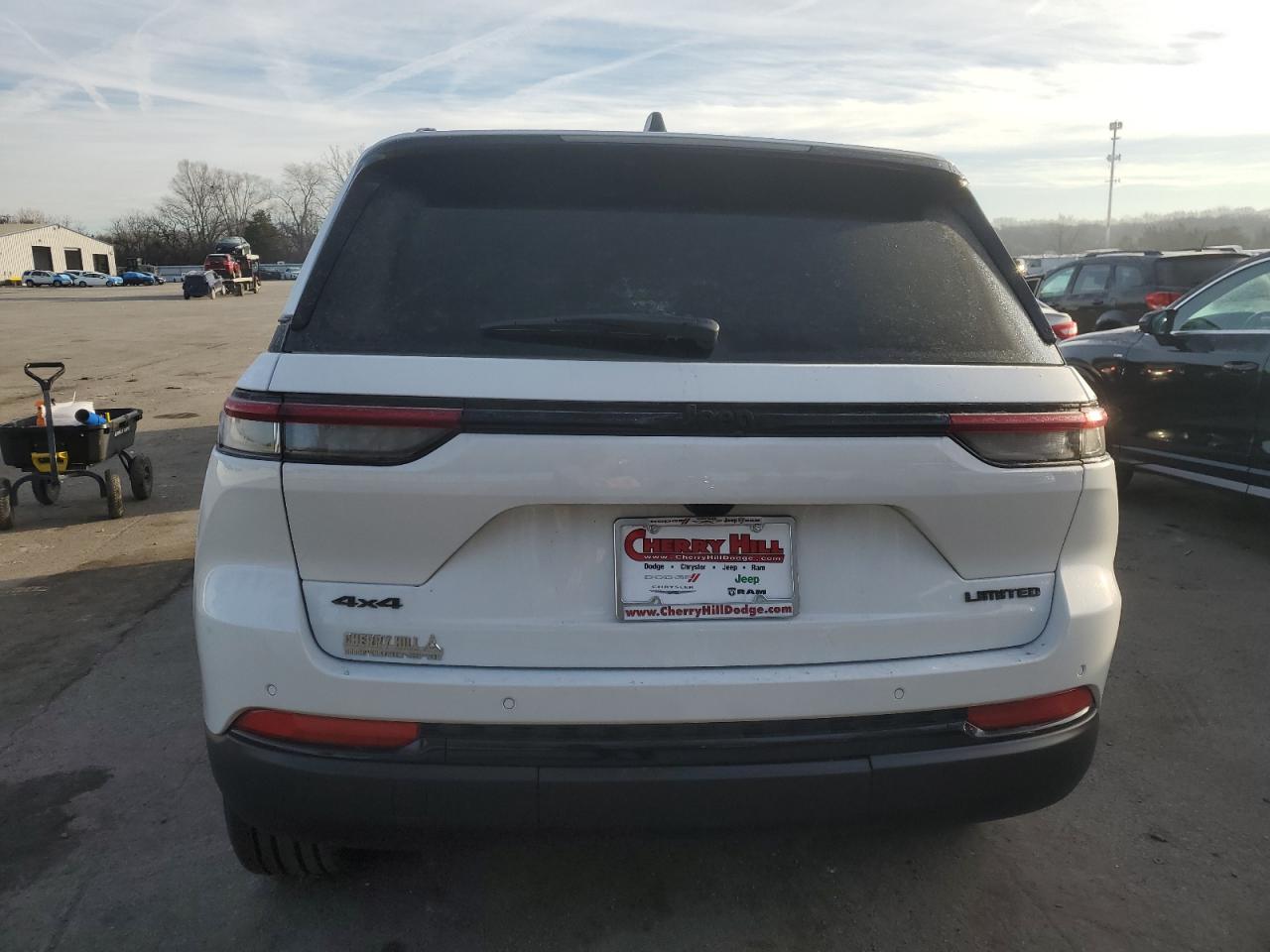 2024 JEEP GRAND CHEROKEE LIMITED VIN:1C4RJHBG0R8618558