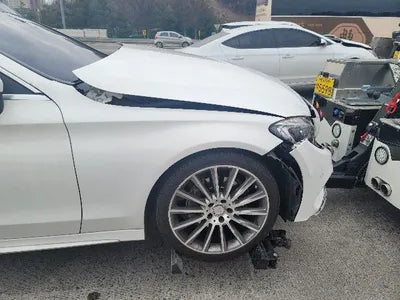 2016 Mercedes-Benz C 200 038KMWDDWJ4CB9GF3 VIN:038KMWDDWJ4CB9GF3