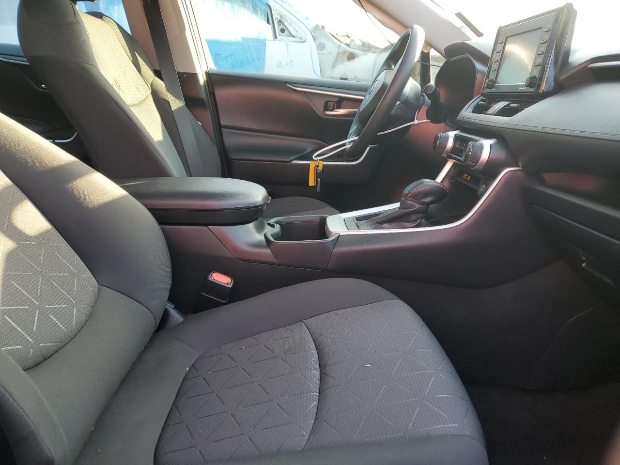 2022 TOYOTA RAV4 XLE VIN:2T3W1RFV0NW211412
