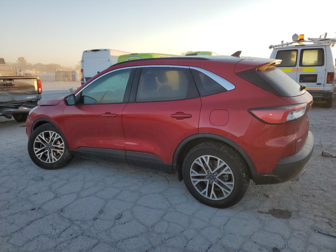 2022 FORD ESCAPE SEL VIN:1FMCU9H67NUB07055