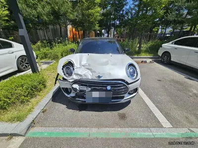 2023 MINI Clubman VIN: