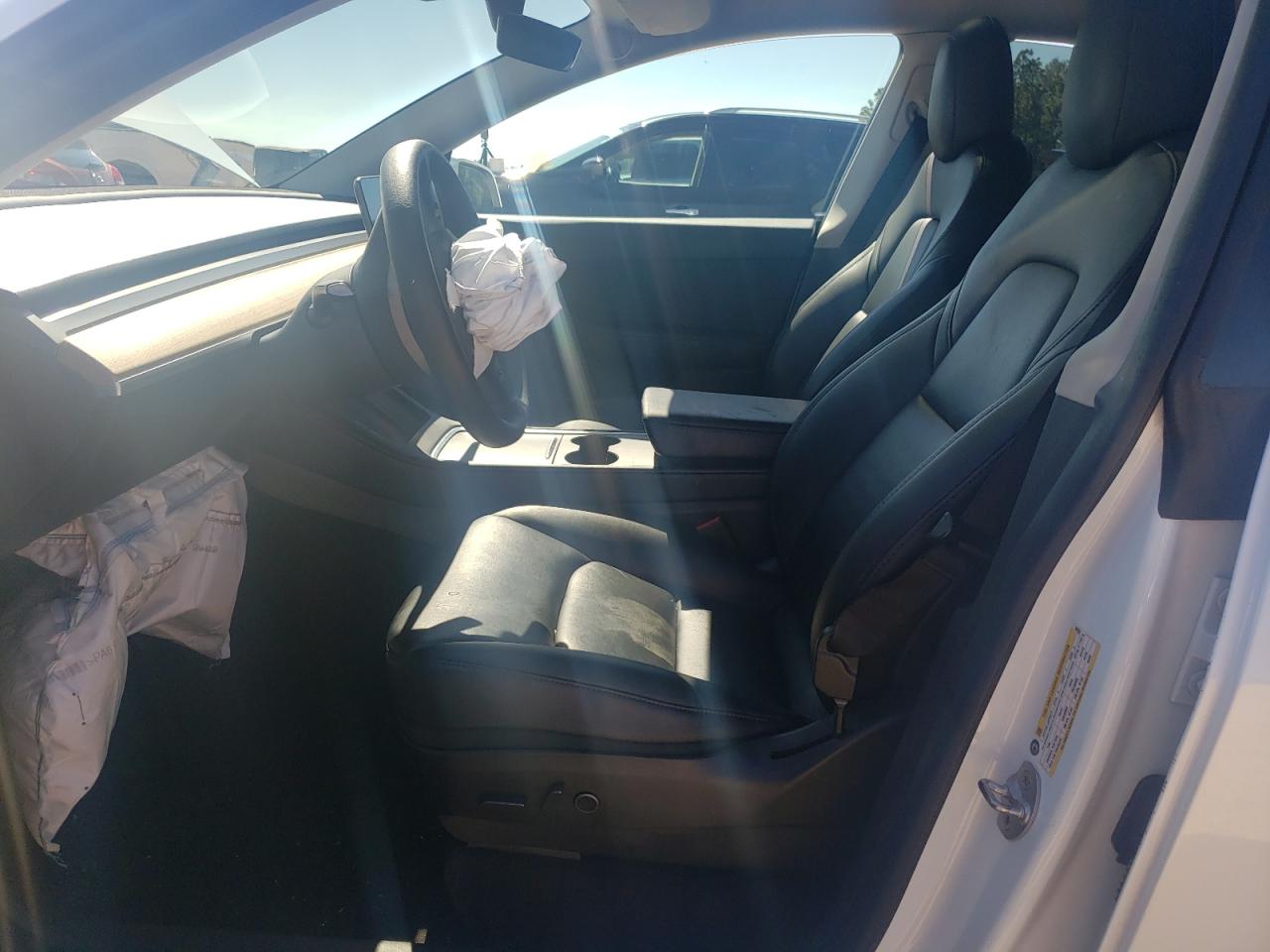 2022 TESLA MODEL Y  VIN:7SAYGDEE7NF385904