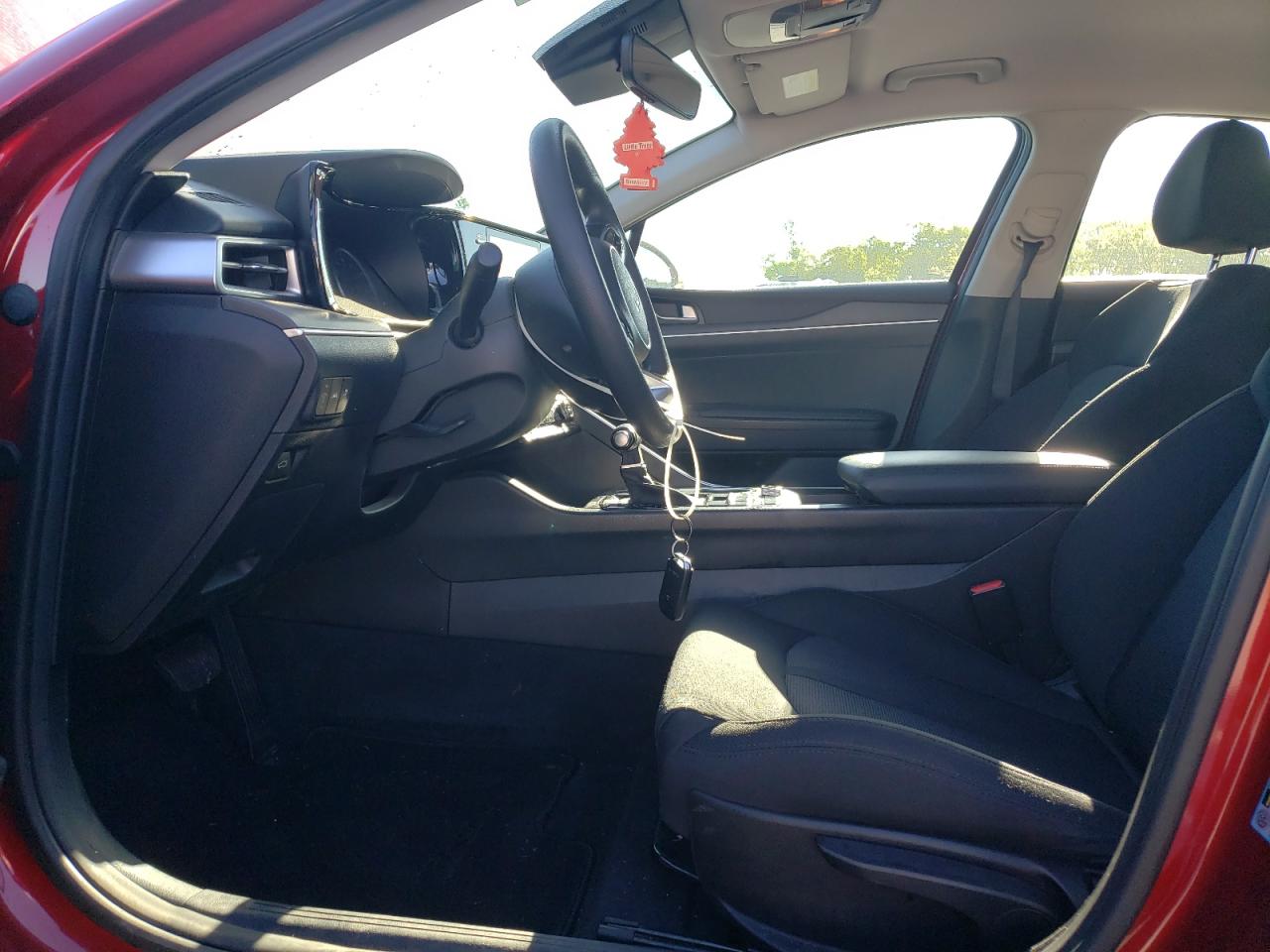 2022 KIA K5 LXS VIN:5XXG14J27NG165004