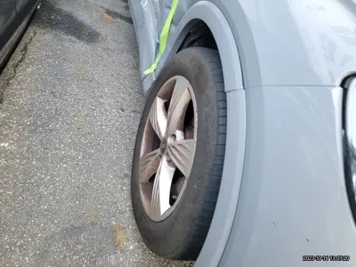 2022 Audi e-tron VIN: