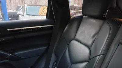 2014 Porsche Cayenne VIN: