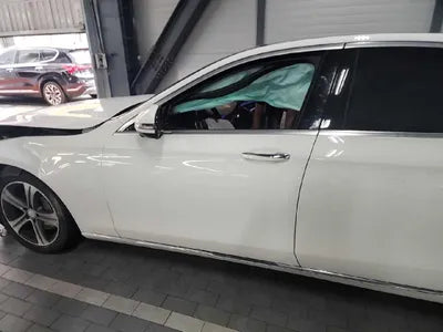 2016 Mercedes-Benz E 300 VIN: