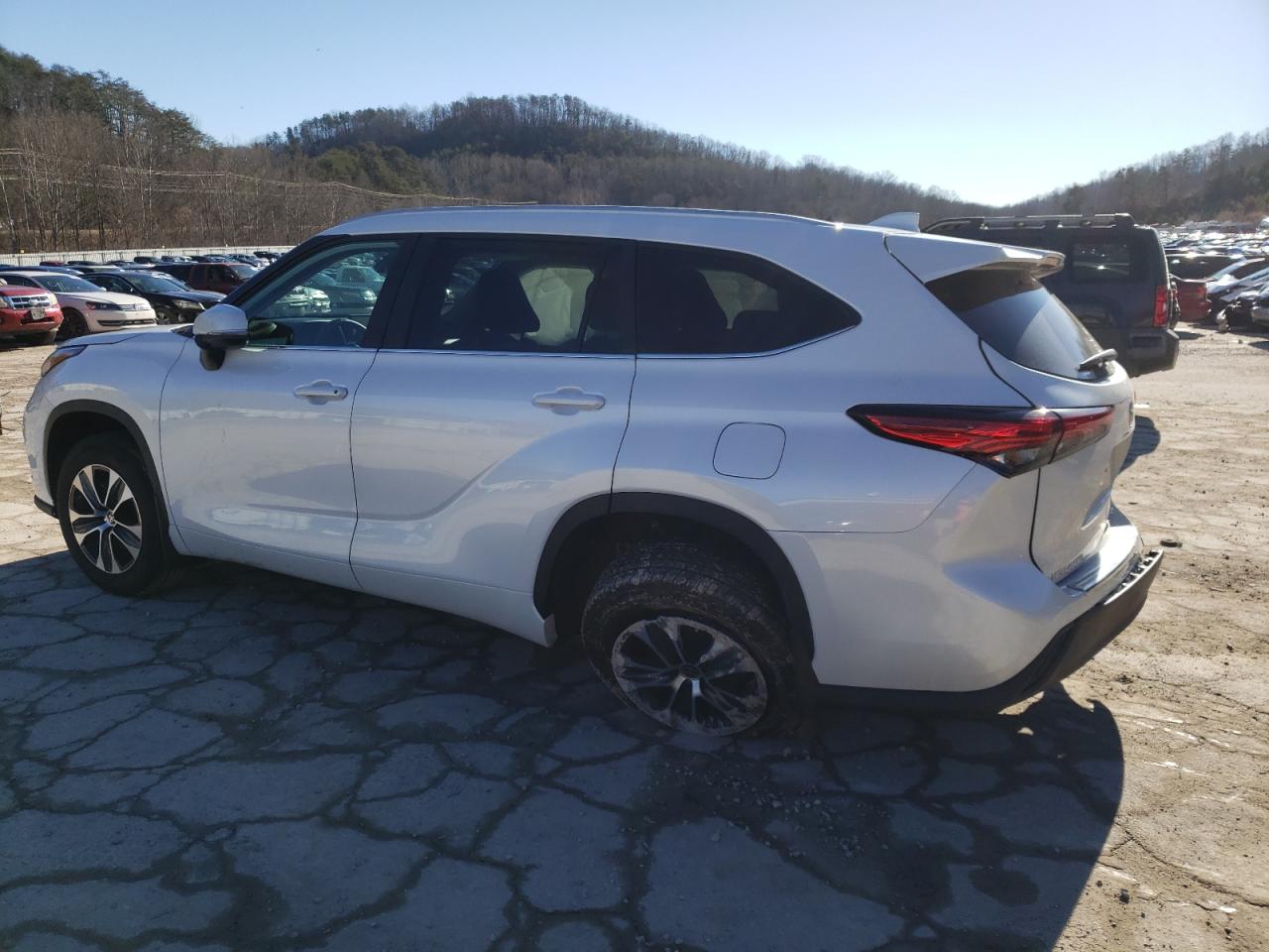 2023 TOYOTA HIGHLANDER HYBRID XLE VIN:5TDKARAH6PS022848