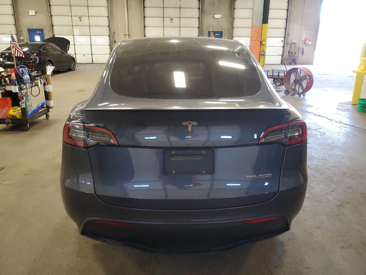 2022 TESLA MODEL Y  VIN:7SAYGDEF3NF539906