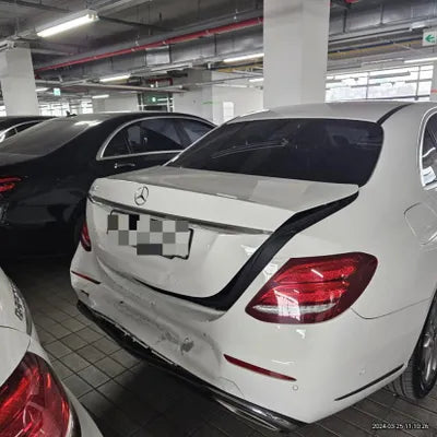 2017 Mercedes-Benz E 300 VIN: