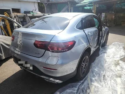 2021 Mercedes-Benz GLC 300 VIN: