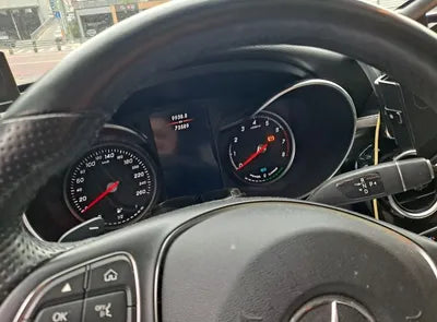 2018 Mercedes-Benz GLC 350 VIN: