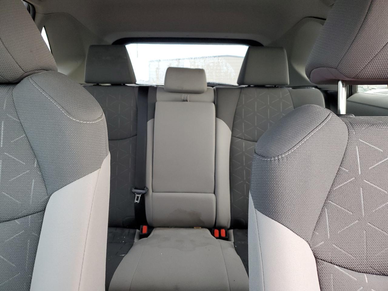 2022 TOYOTA RAV4 XLE VIN:2T3W1RFV1NC194430