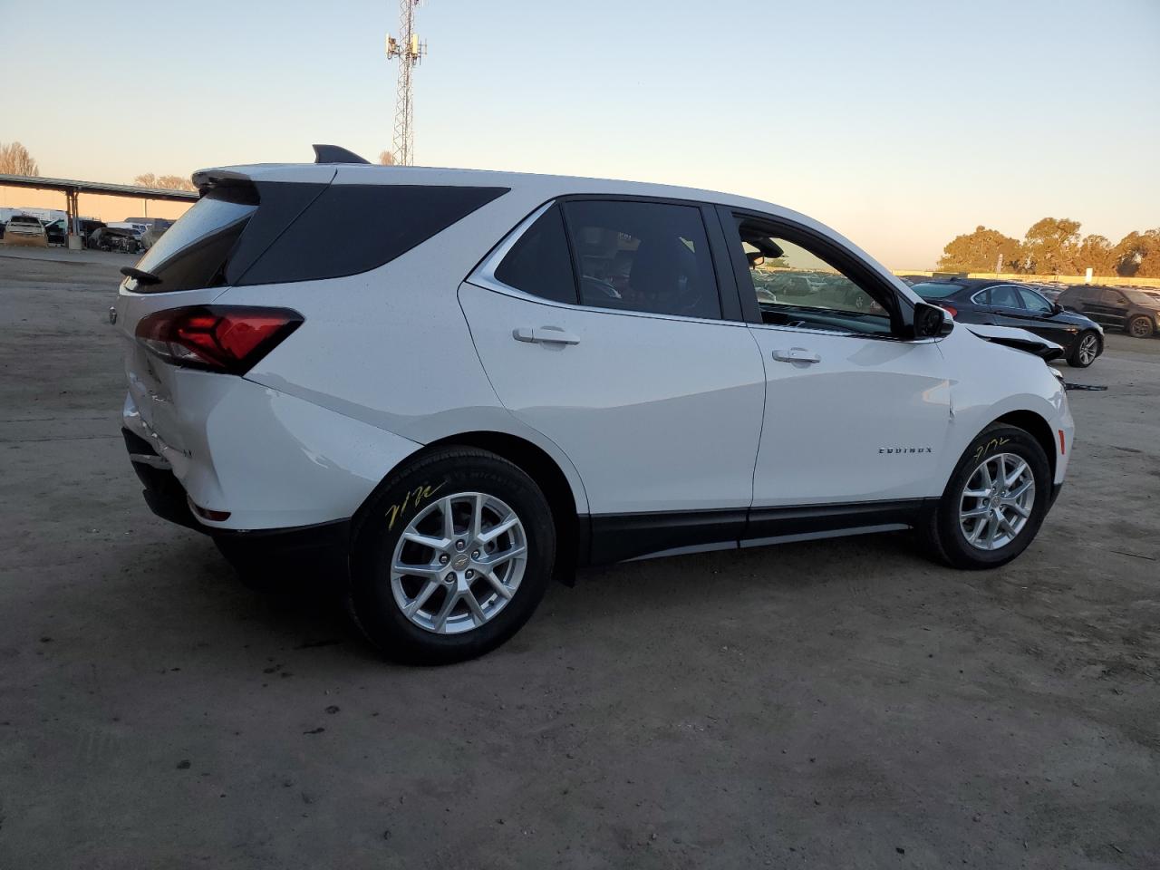 2022 CHEVROLET EQUINOX LT VIN:3GNAXKEV7NL303293