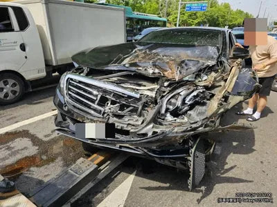 2020 Mercedes-Benz E 300 W1KZF4KB2LA836196 VIN:W1KZF4KB2LA836196