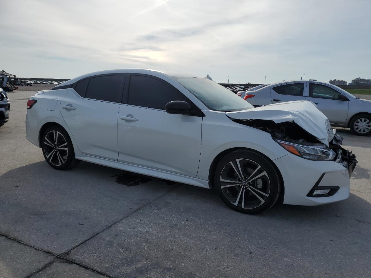 2022 NISSAN SENTRA SR VIN:3N1AB8DV9NY318475