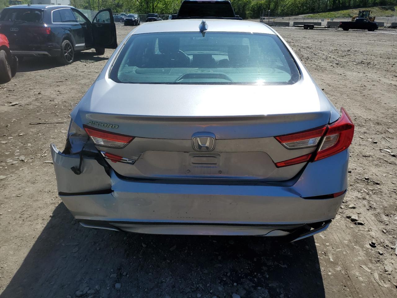 2022 HONDA ACCORD LX VIN:1HGCV1F18NA022643