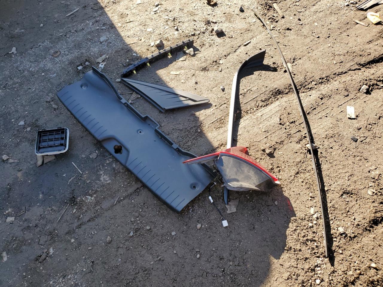 2023 HYUNDAI ELANTRA SEL VIN:5NPLM4AG7PH093911