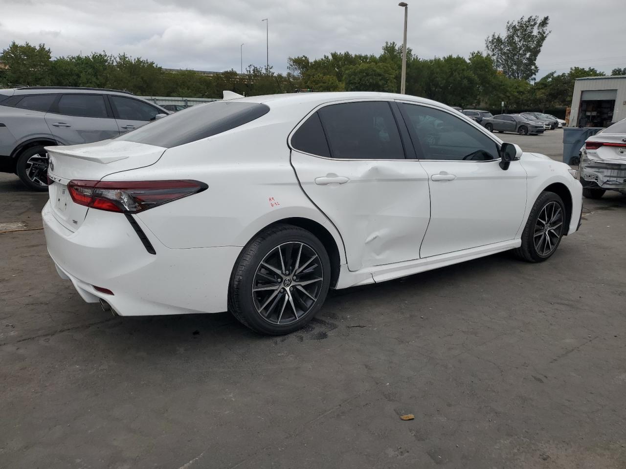 2024 TOYOTA CAMRY SE NIGHT SHADE VIN:4T1T11AK8RU841761