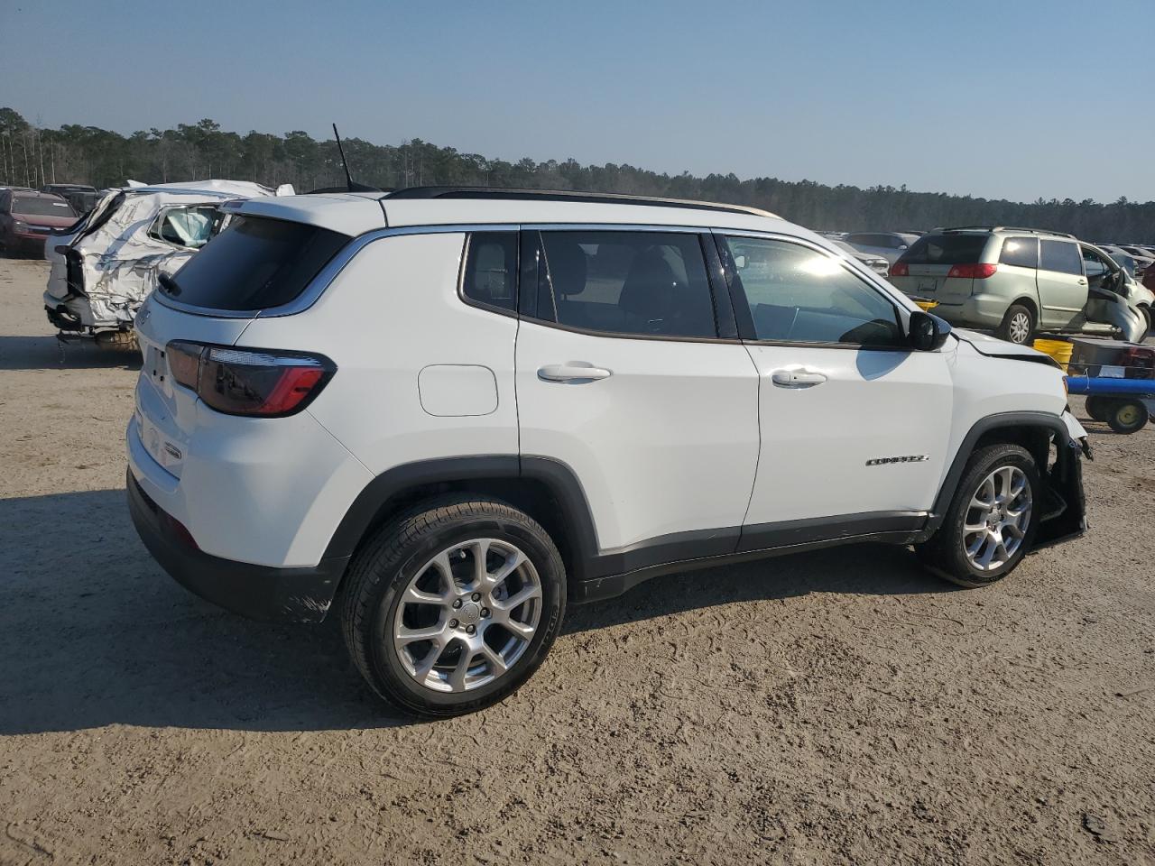 2022 JEEP COMPASS LATITUDE LUX VIN:3C4NJDFB8NT218846