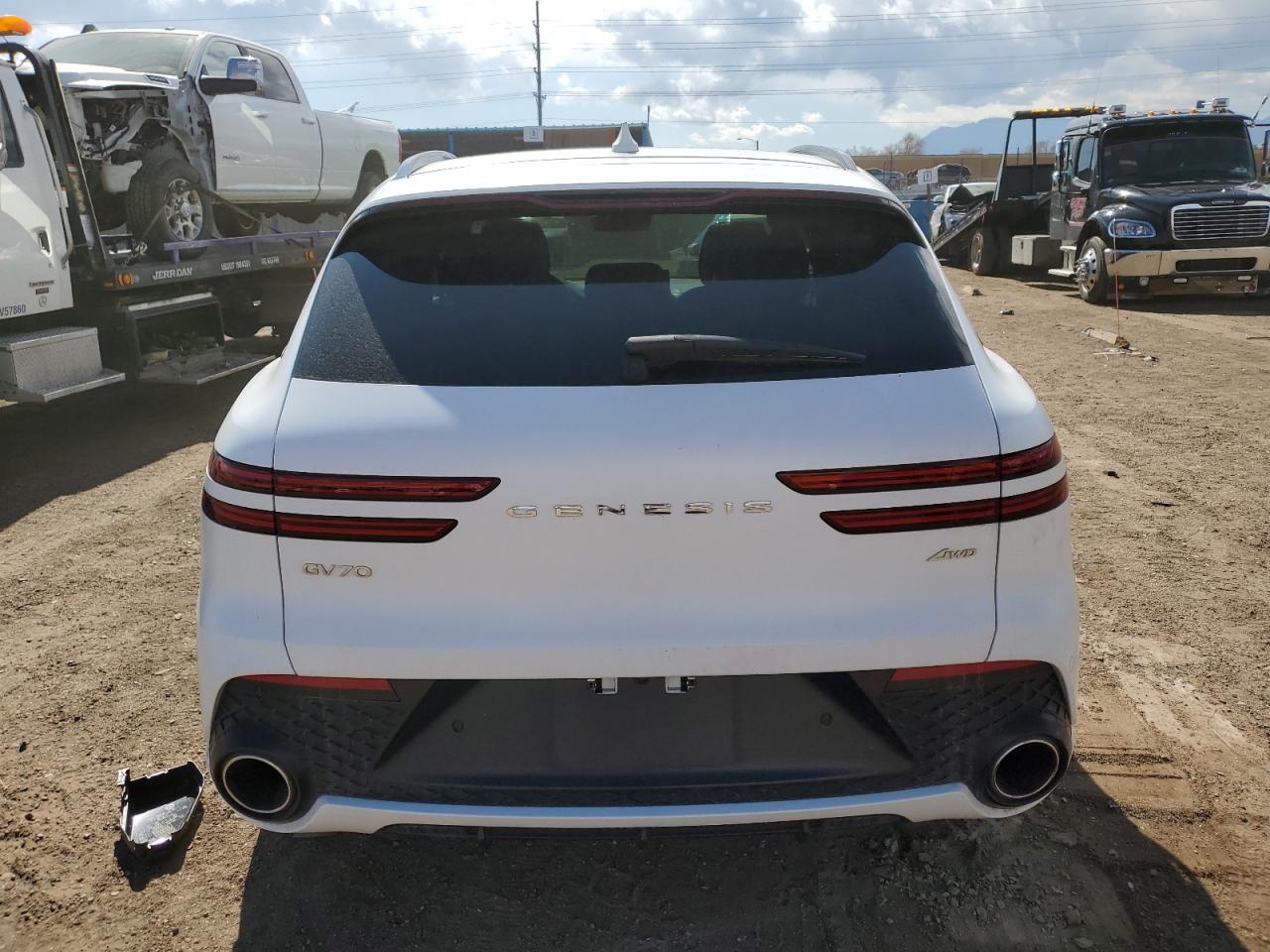 2024 GENESIS GV70 BASE VIN:5NMMADTB3RH015933