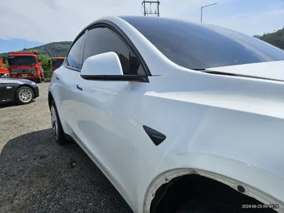 2022 Tesla Model Y VIN: