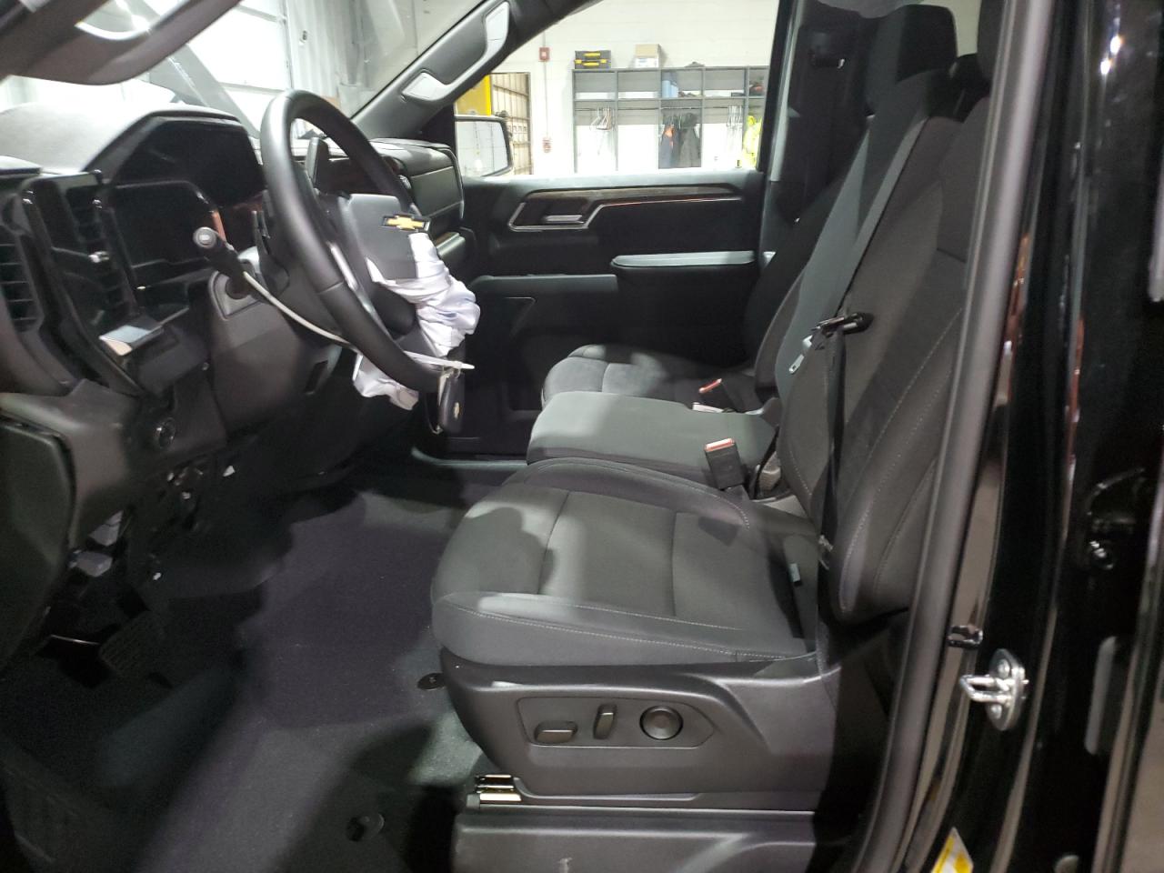 2024 CHEVROLET SILVERADO K1500 LT-L VIN:1GCPDKEK5RZ324529