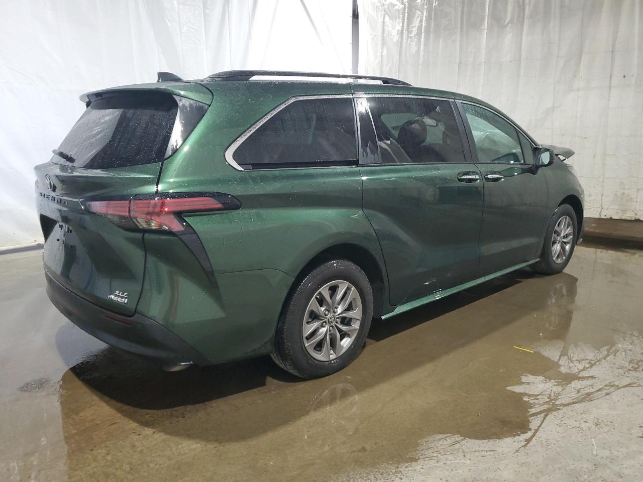 2022 TOYOTA SIENNA XLE VIN:5TDJSKFC5NS059139