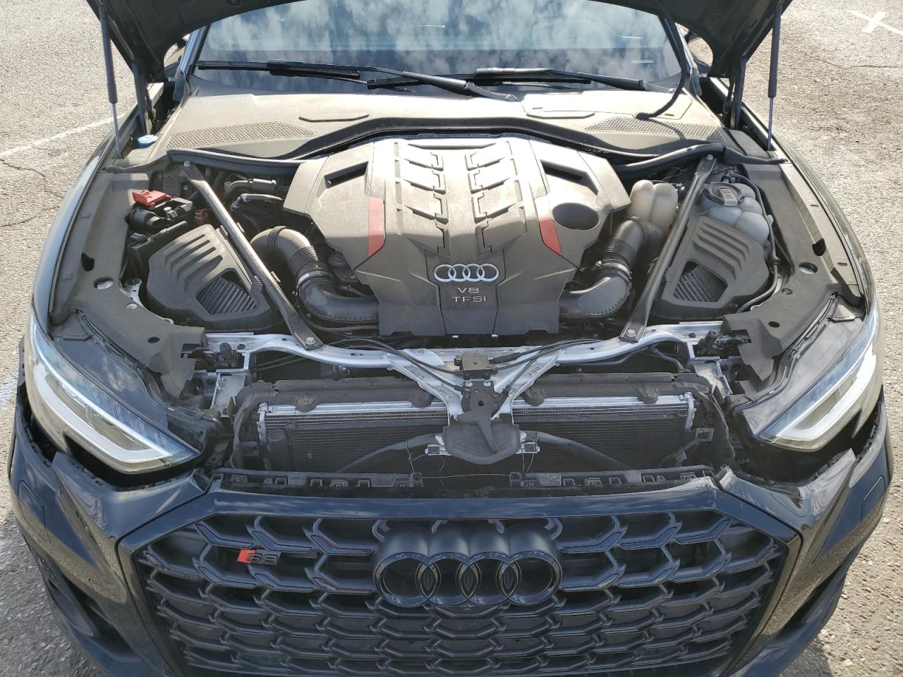 2022 AUDI S8  VIN:WAULSBF82NN006809
