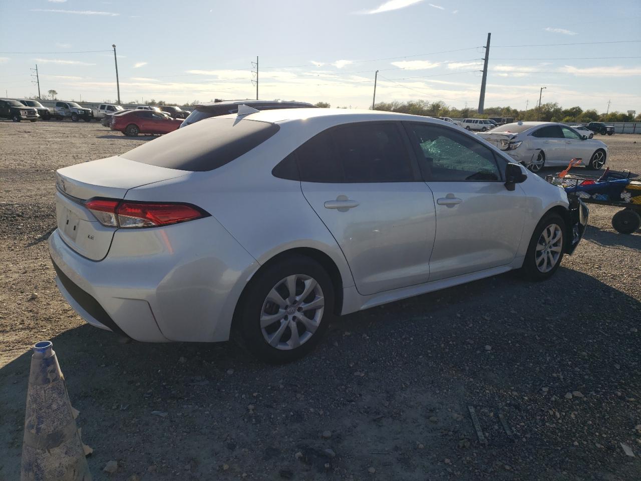 2022 TOYOTA COROLLA LE VIN:5YFEPMAE1NP319374