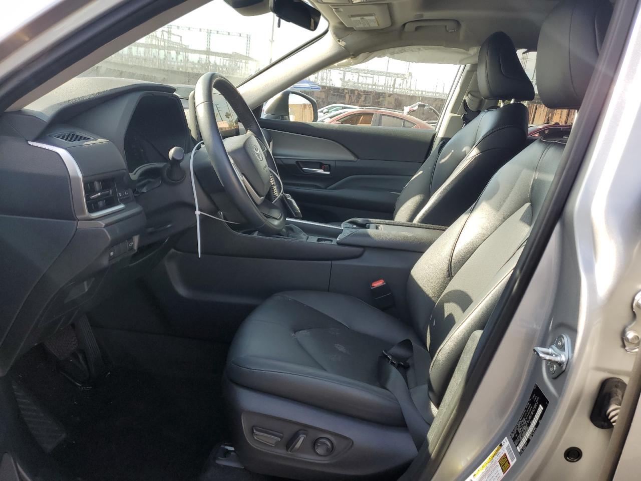 2024 TOYOTA GRAND HIGHLANDER XLE VIN:5TDACAB56RS001951