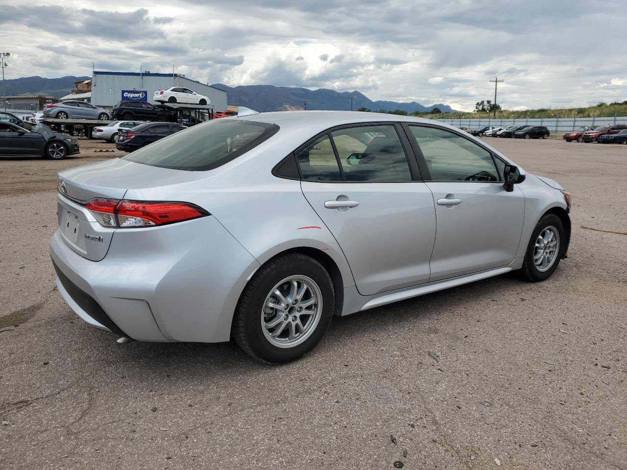 2022 TOYOTA COROLLA LE VIN:JTDEAMDE9NJ043124