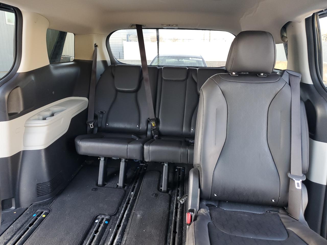 2024 KIA CARNIVAL LX VIN:KNDNB4H35R6343015