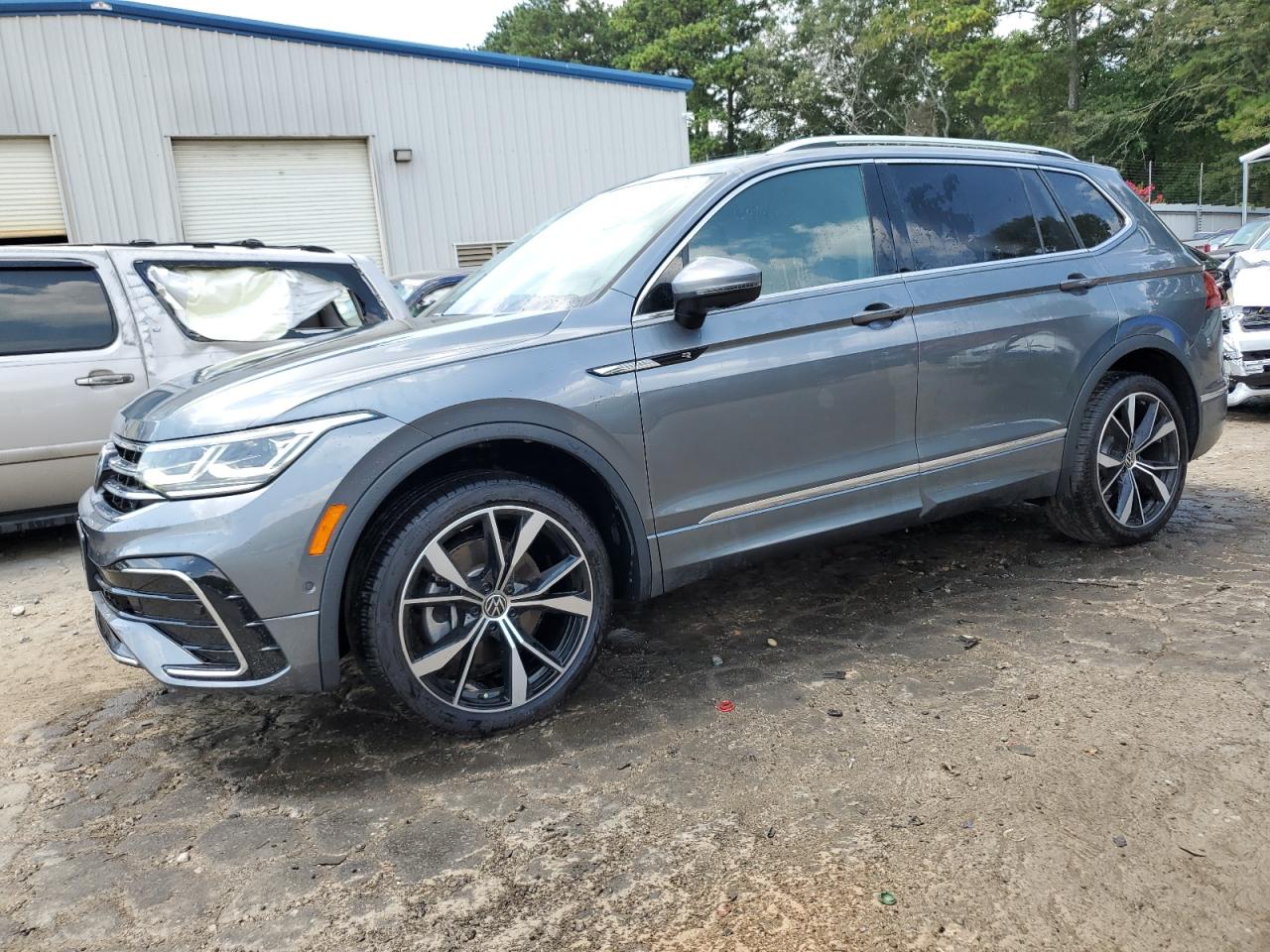2023 VOLKSWAGEN TIGUAN SEL R-LINE BLACK VIN:3VV4B7AXXPM031202