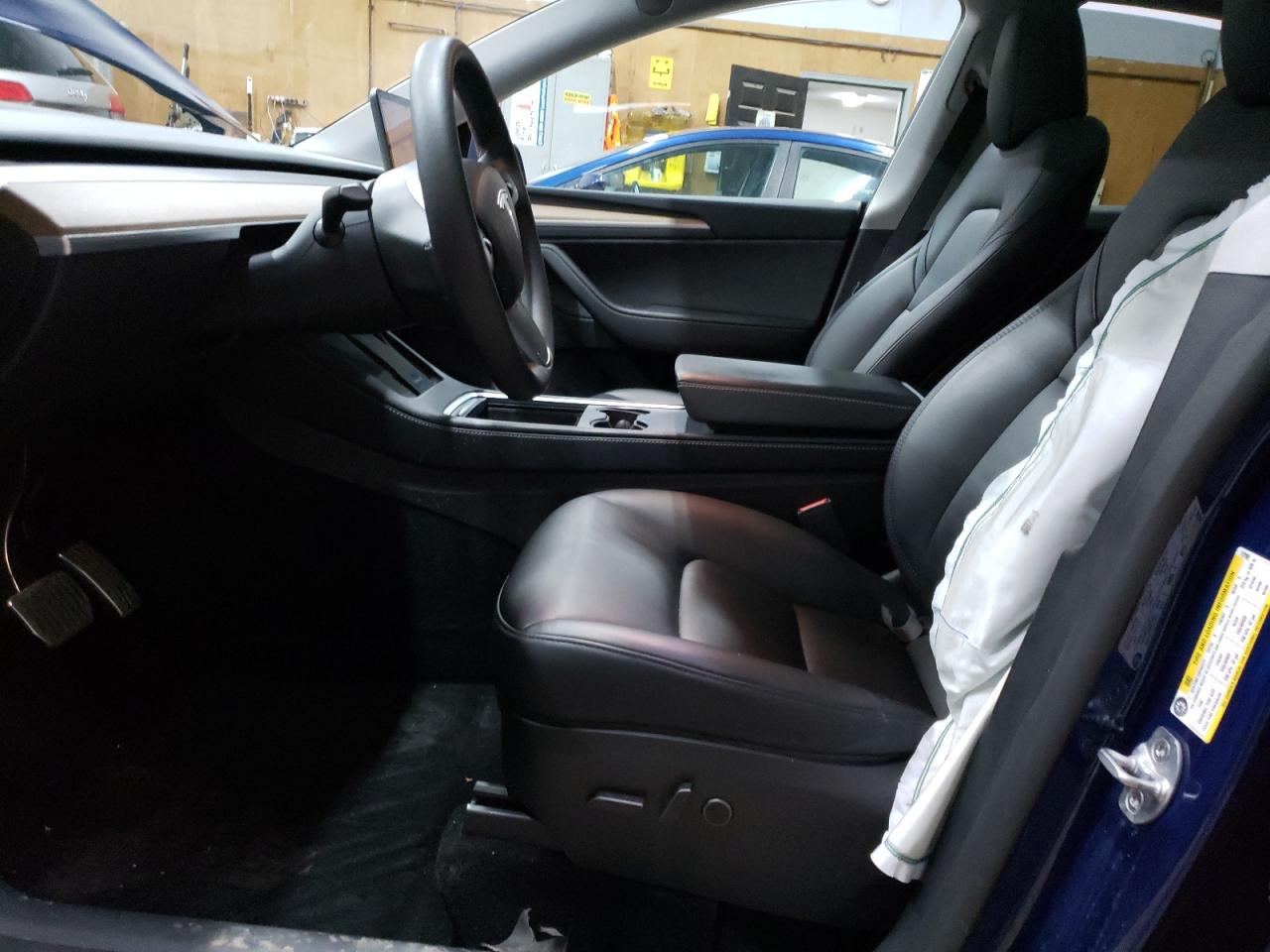 2023 TESLA MODEL Y  VIN:7SAYGDEE2PA172908