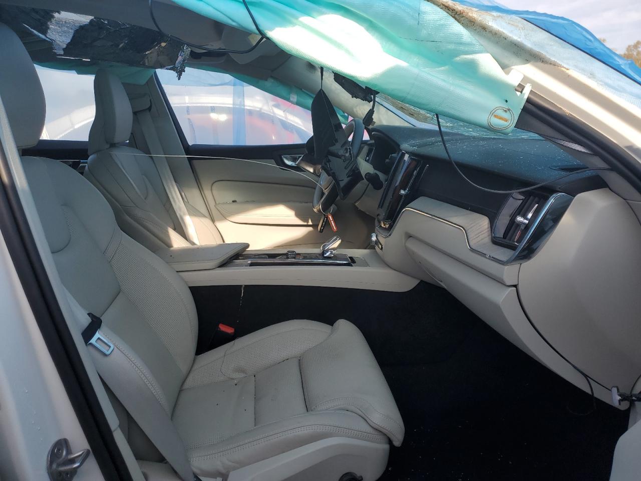 2022 VOLVO XC60 B6 INSCRIPTION VIN:YV4062RL9N1084325