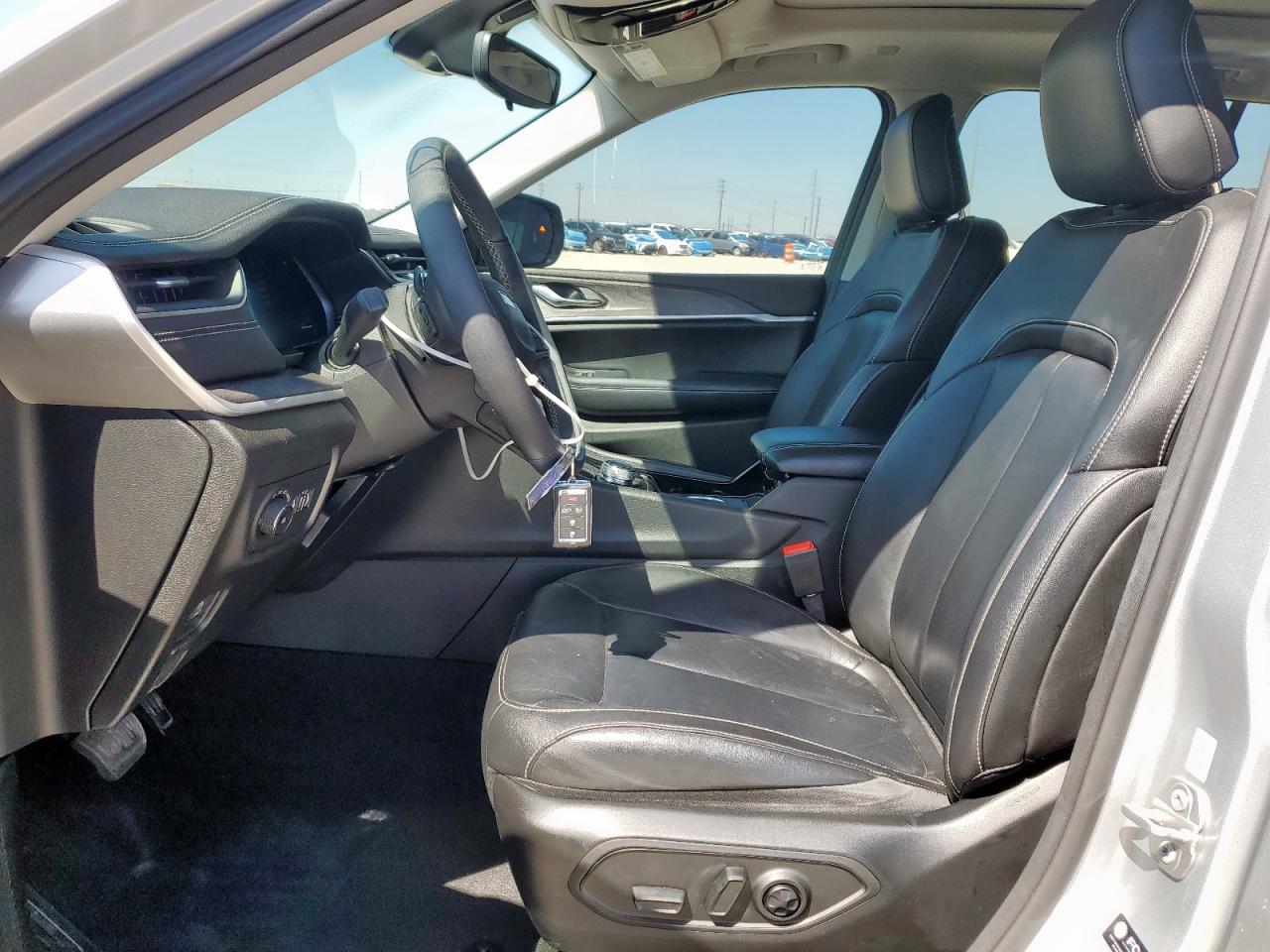 2022 JEEP GRAND CHEROKEE LIMITED VIN:1C4RJGBG1N8570458