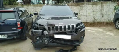 2019 Jeep Cherokee 1C4PJMCB0KD125219 VIN:1C4PJMCB0KD125219