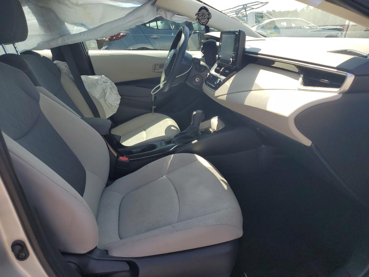 2022 TOYOTA COROLLA LE VIN:5YFEPMAE2NP389594