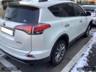 2018 Toyota RAV4 JTMYFREV2JD117728 VIN:JTMYFREV2JD117728