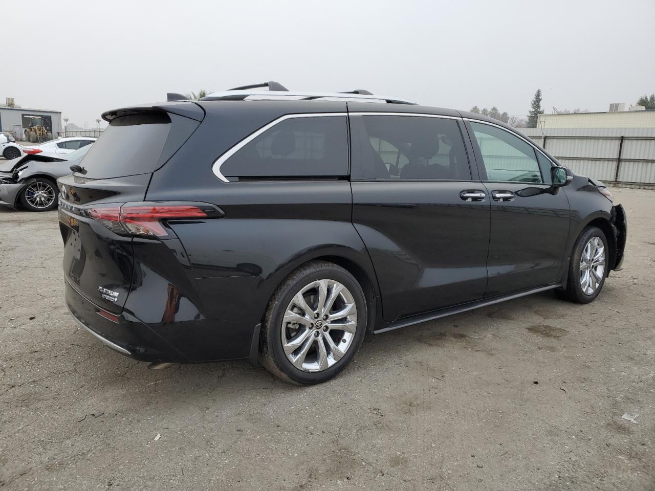 2022 TOYOTA SIENNA LIMITED VIN:5TDERKEC2NS094476